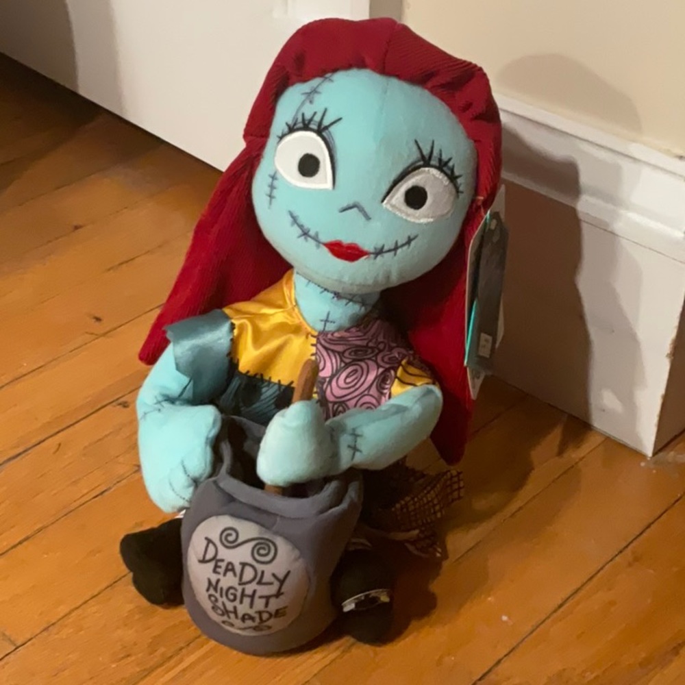 Nightmare Before Christmas Animated Musical Sally With Cauldron Plush